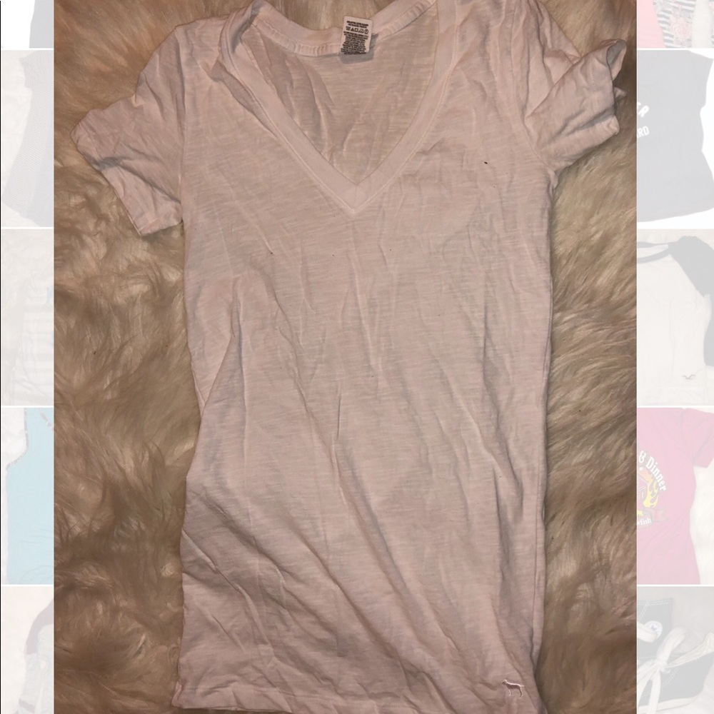 White v neck shirt